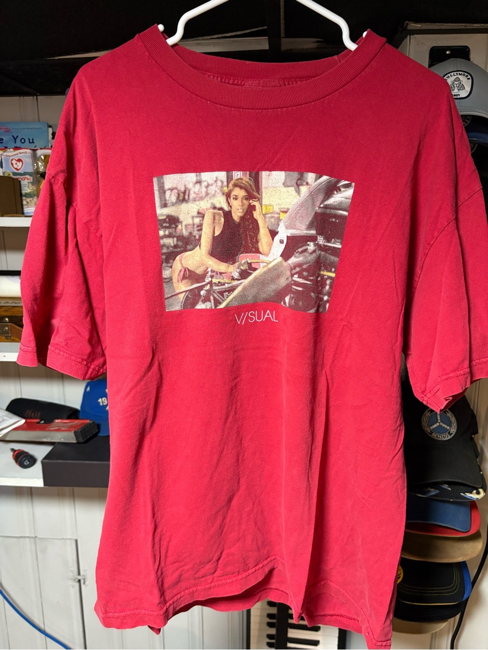 Visual graphic tee